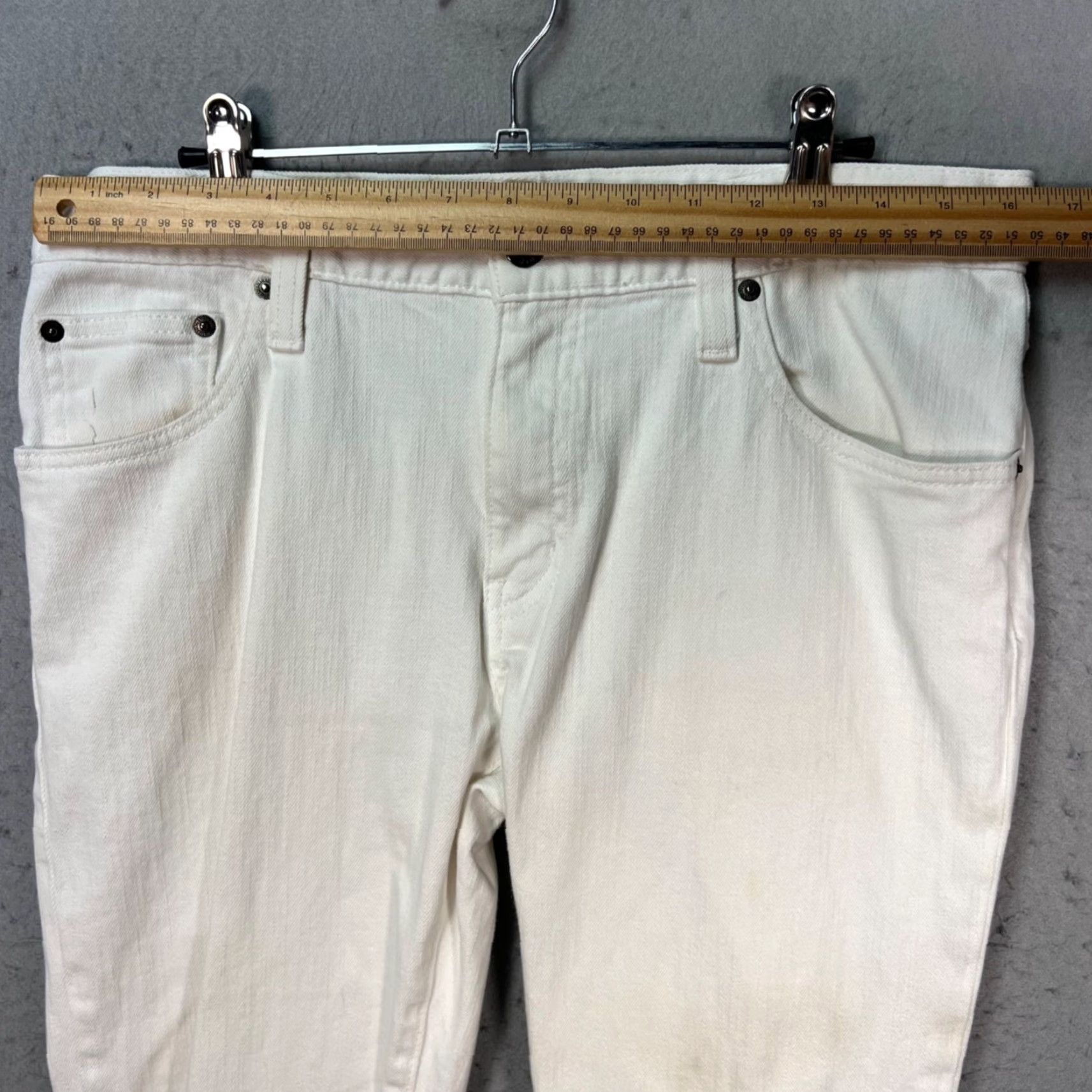 Uniqlo Uniqlo Jeans 33 x 30 White Skinny Fit Tapered Cotton Stretch Denim 5-Pocket Mens Size US 33 - 6 Thumbnail