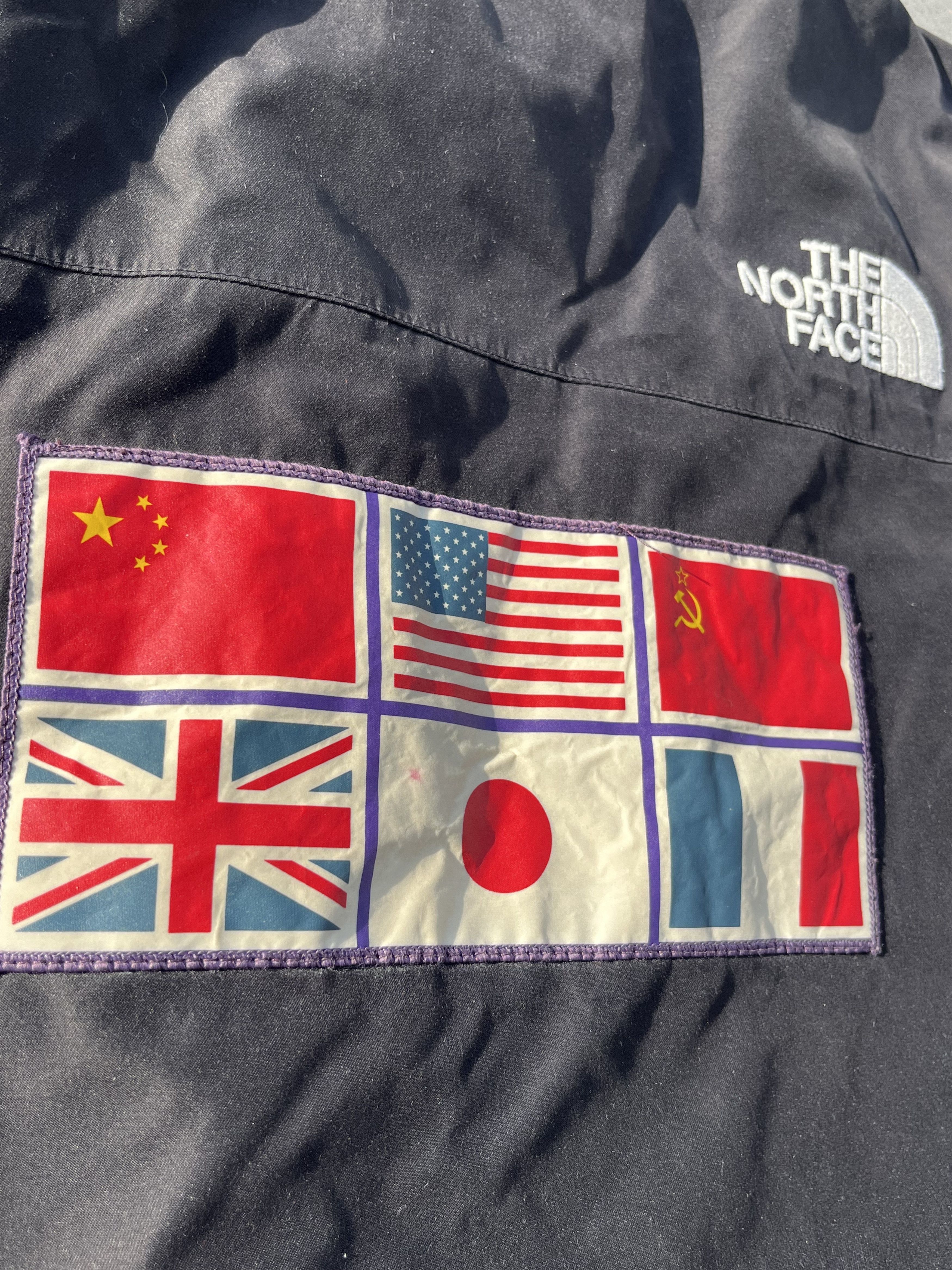 Supreme × The North Face Ss14 Supreme x The North Face Expedition Coaches Jacket Size US M / EU 48-50 / 2 - 7 Thumbnail