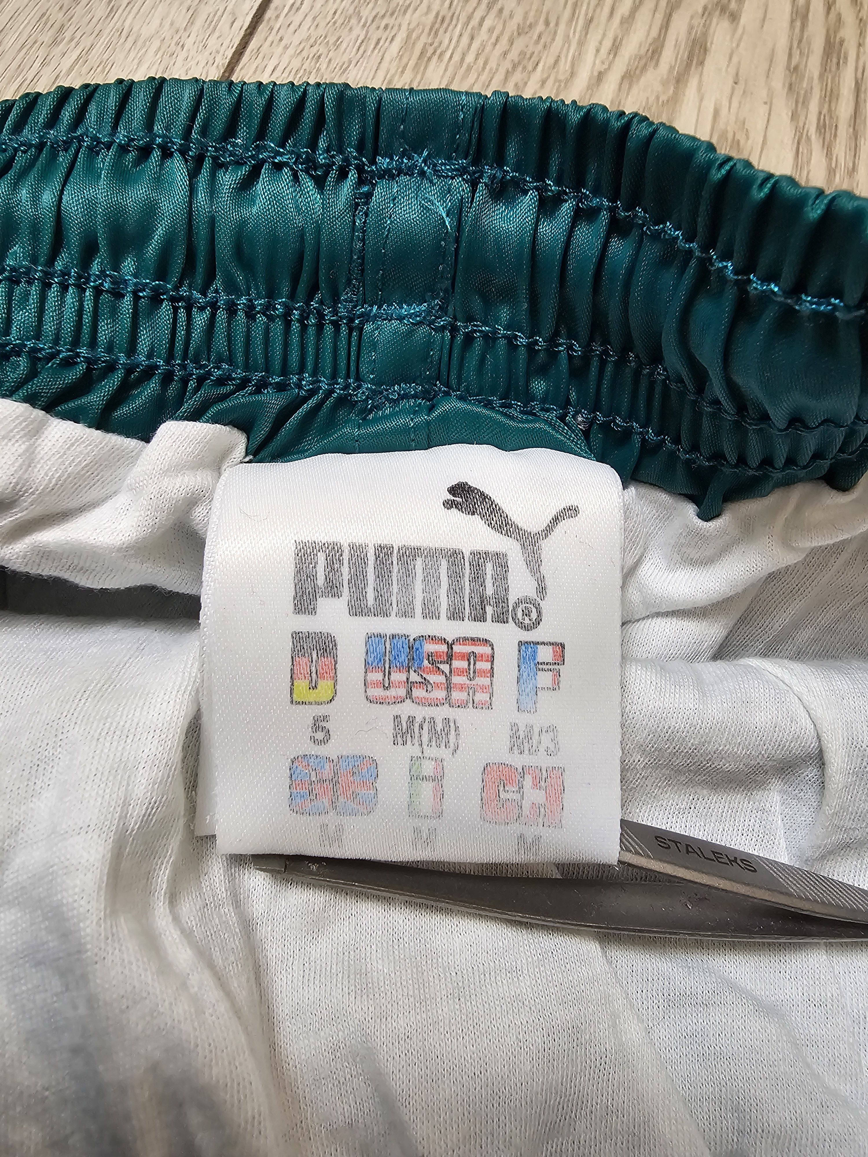 Puma PUMA SHORTS VINTAGE NYLON GREEN 90 SPRINTER RUNNING SHORTS M Size US 34 / EU 50 - 5 Thumbnail
