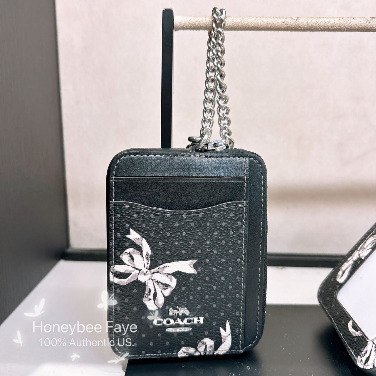 Coach Zip Card Case With Bow Print CZ466 Size ONE SIZE - 1 Thumbnail