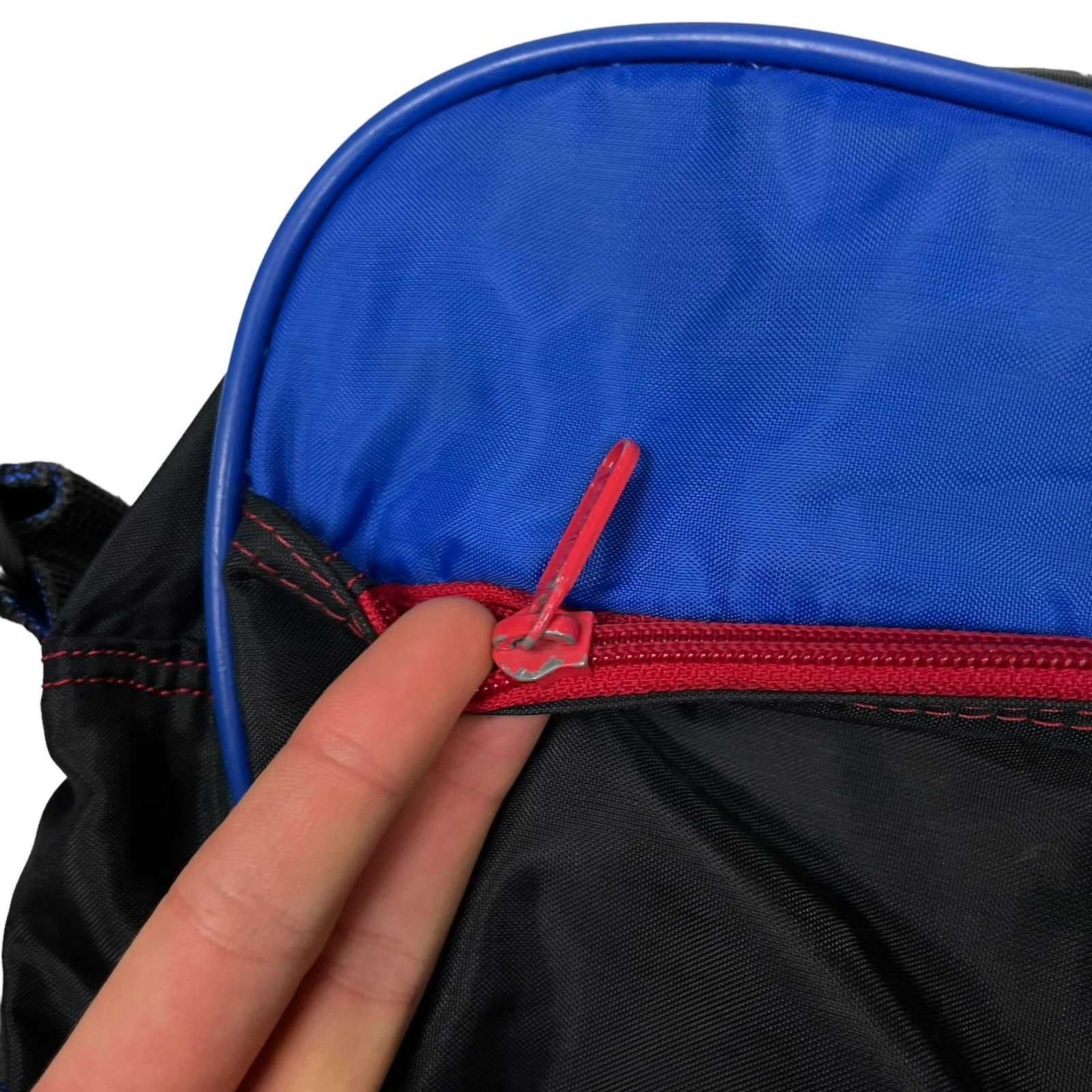 Adidas × Vintage Adidas Adults Black Blue Zipper Logo Crossbody Backpack Size ONE SIZE - 9 Thumbnail