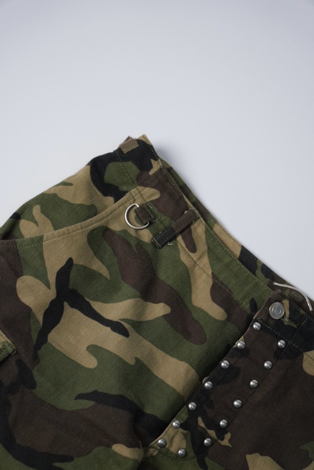 Saint Laurent Paris Saint Laurent SS16 Studded Camo Shorts Size US 35 - 7 Thumbnail