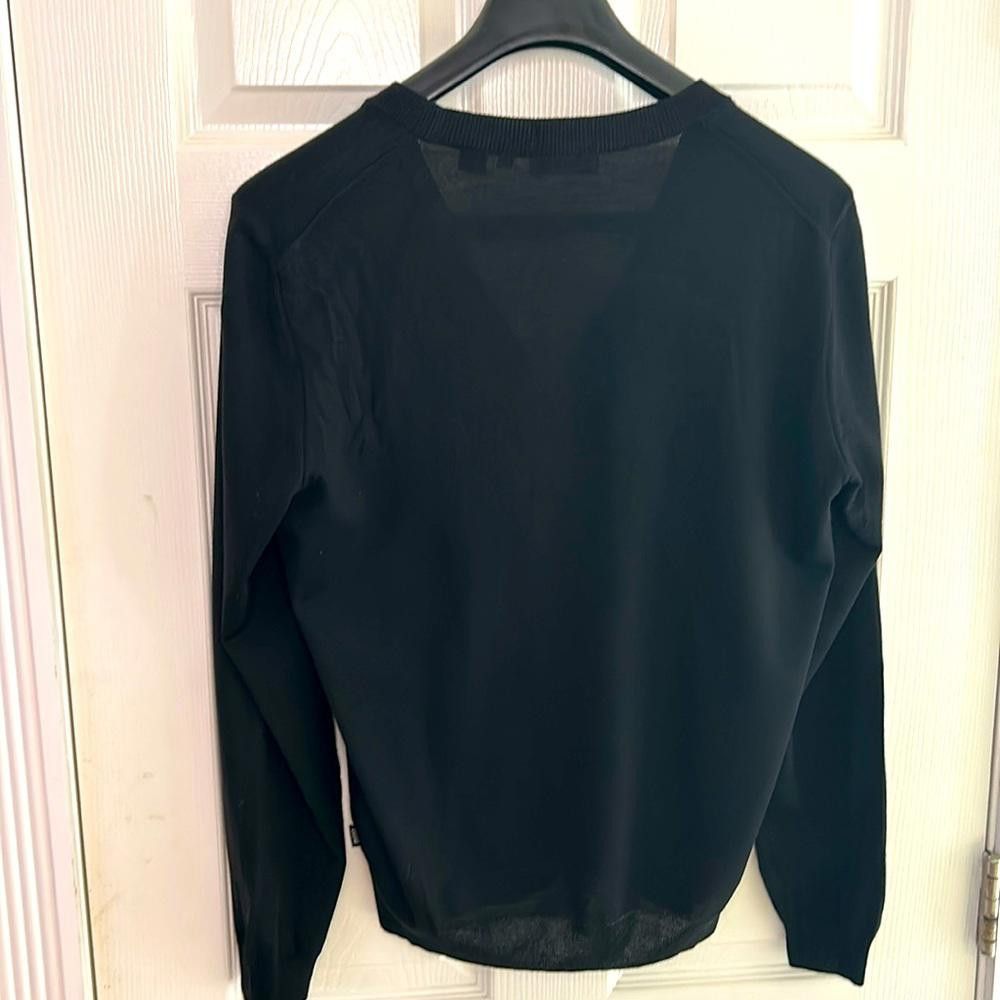 Hugo Boss BOSS -Vneck Cardi - Blk - Med - Slim fit - 100% Merino Wool Size US M / EU 48-50 / 2 - 5 Thumbnail