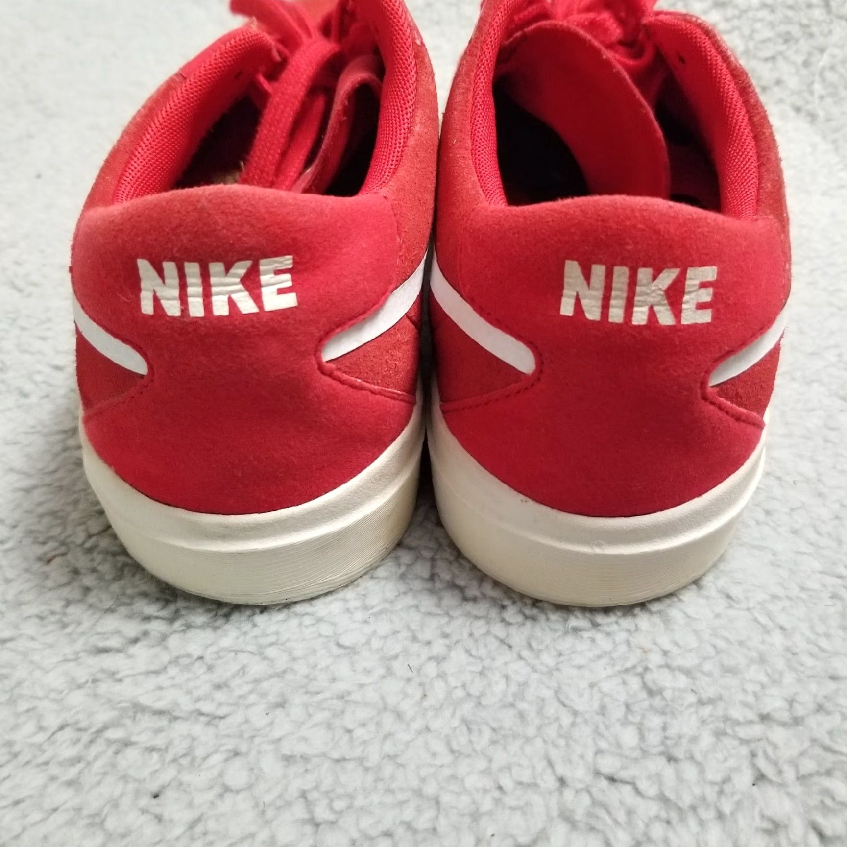 Nike VINTAGE Nike Bruin SB Hyperfeel Skateboarding RED/WHITE 2016 831756-610 Sneakers Mens Size 7 Size US 6 / EU 39 - 2 Thumbnail