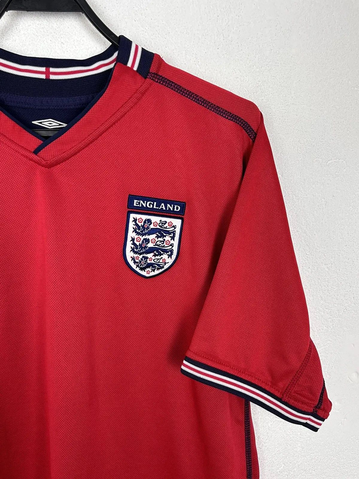 Umbro Umbro England 2004 Home Away Reversible Rare Soccer Jersey Size US M / EU 48-50 / 2 - 3 Thumbnail
