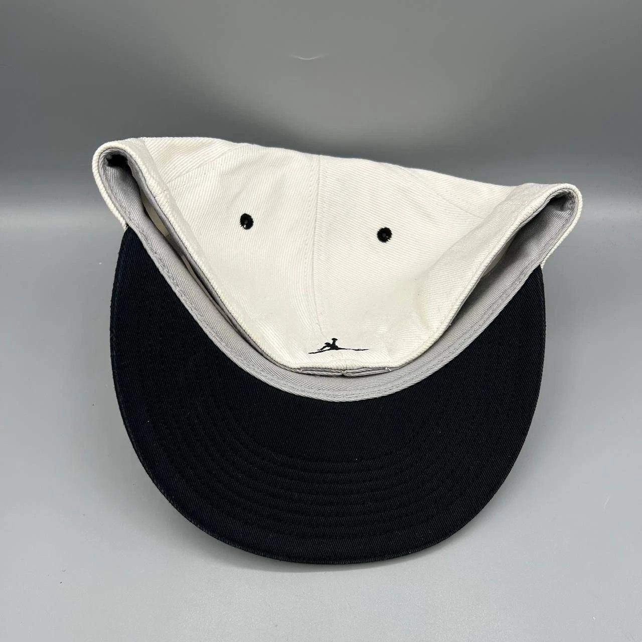Jordan Brand Air Jordan Hat Men 7 1/4 Embroidered Jumpman Fitted Cotton Size ONE SIZE - 8 Thumbnail