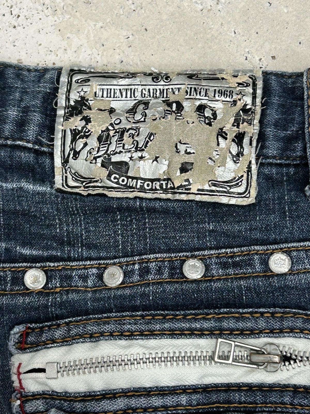 GOSTAR DE FUGA Flare BCBG Bootcut Distressed Fade Washed Button Studded Size US 30 / EU 46 - 14 Thumbnail