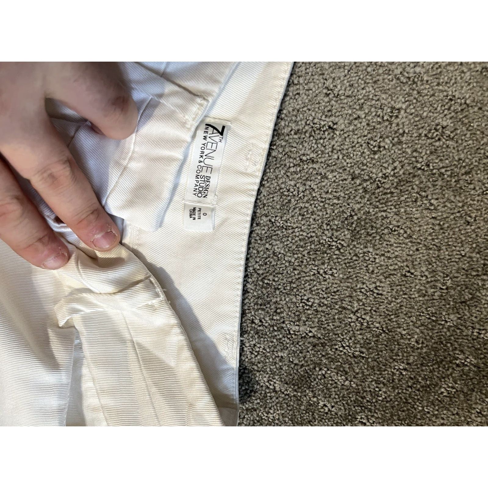 Avenue 7th Avenue Design Studio New York & Company White Dress Pants 0P Petite Women Straight 32 in Inseam Dress Pants Size 25" / US 0 / IT 36 - 5 Thumbnail