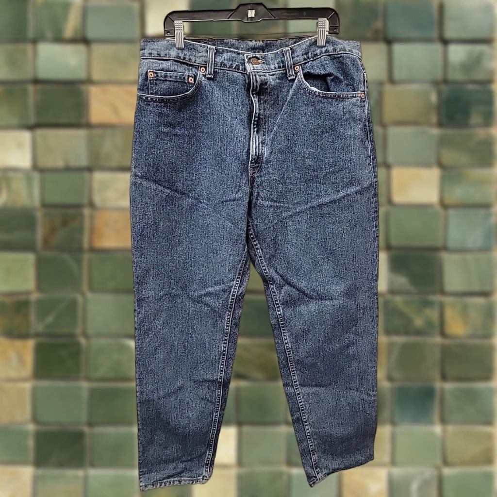 Levi's VINTAGE Levi's 550 Jeans Mens Relaxed Fit Blue Denim 38x32 5-Pocket Design Distressed Size US 38 / EU 54 - 1 Thumbnail