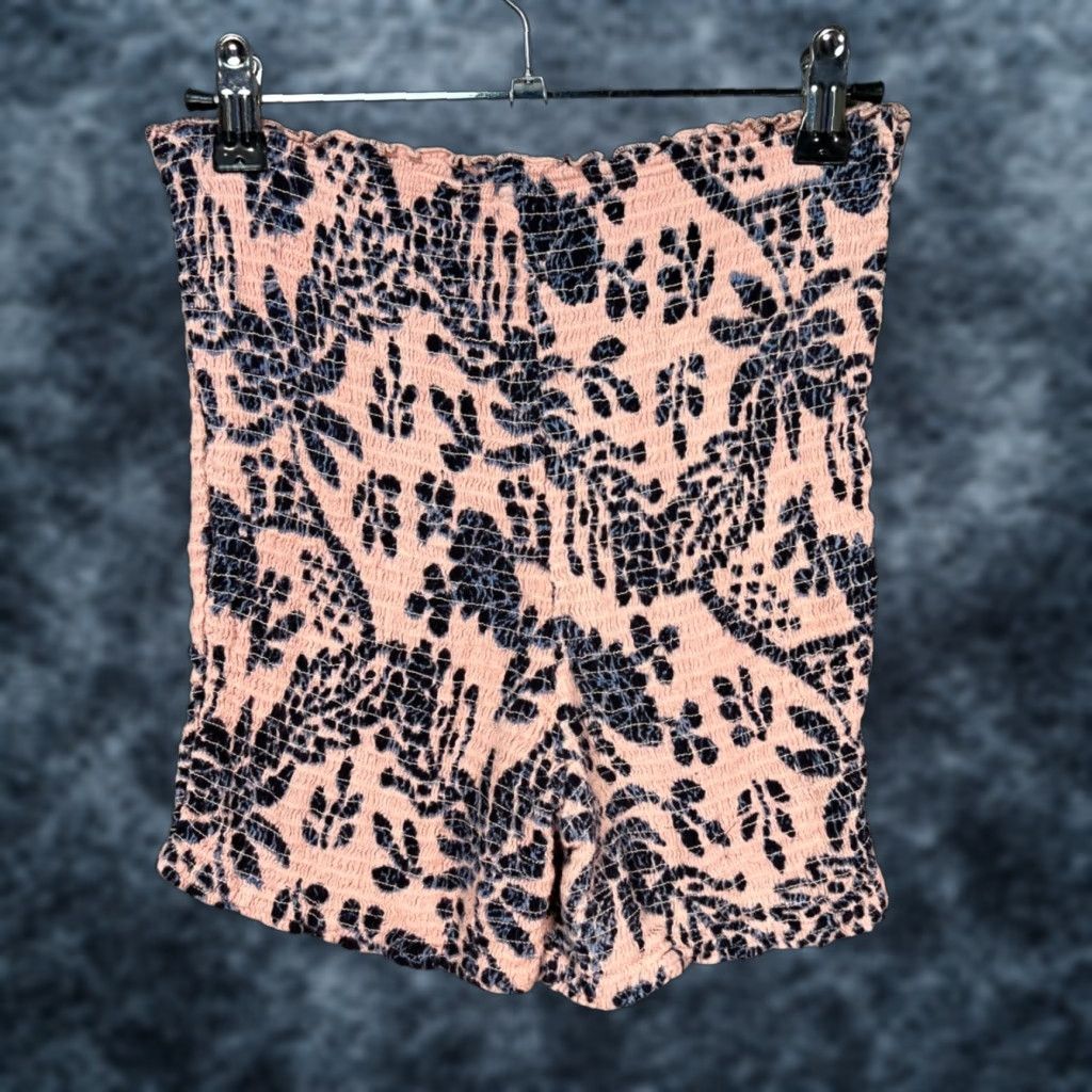 Free People Free People Womens Small Pink & Black Textured Smocked Shorts 100% Viscose Summer Beach Shorties True Vintage No Size 28" / US 6 / IT 42 - 1 Thumbnail