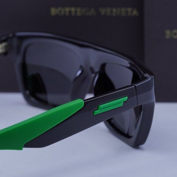 Bottega Veneta Bottega Veneta BV1232S 001 Sunglasses Black/Green Rectangle Size ONE SIZE - 5 Thumbnail