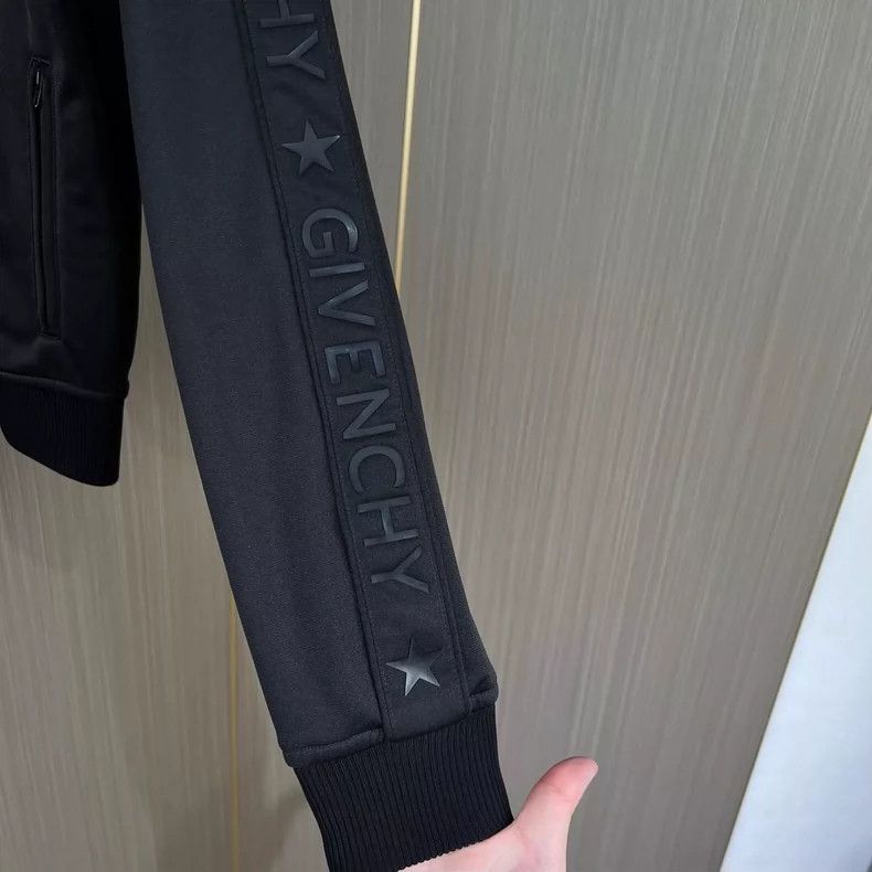 Givenchy Givenchy Striped Letter Logo Imprint Jacket 2506-Nextarrow Size US M / EU 48-50 / 2 - 4 Thumbnail