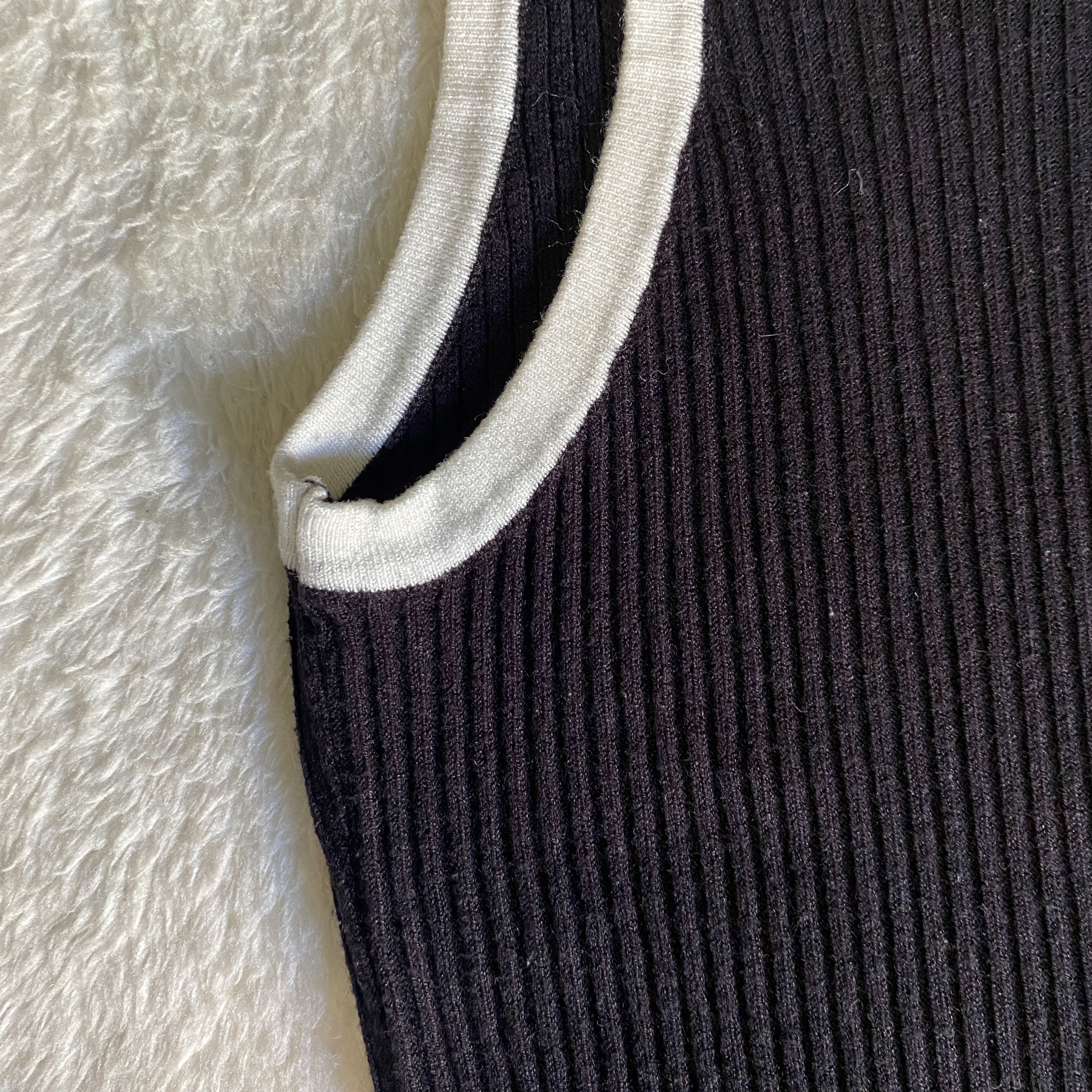 H&M H&M Ribbed Knit Bodycon Midi Dress - Size XS Size XS / US 0-2 / IT 36-38 - 2 Thumbnail