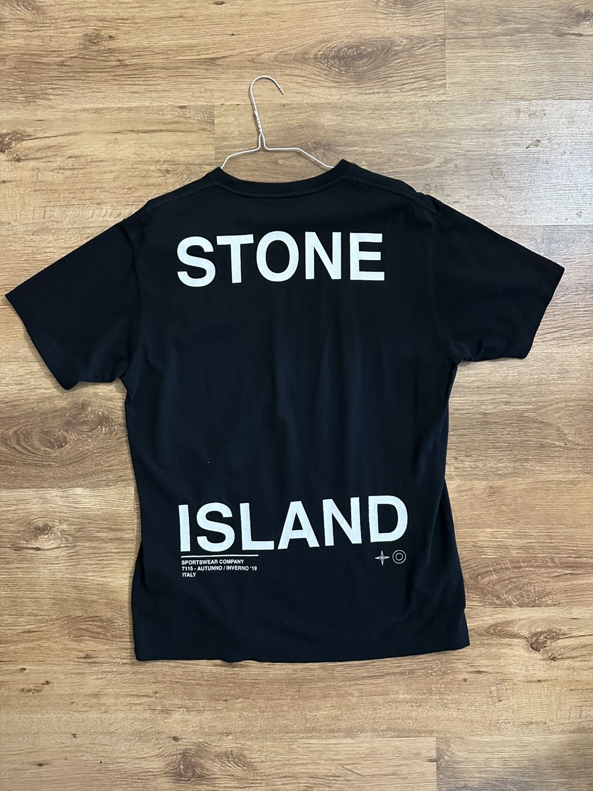 Stone Island STONE ISLAND LOGO T SHIRT BLACK Size US L / EU 52-54 / 3 - 2 Thumbnail