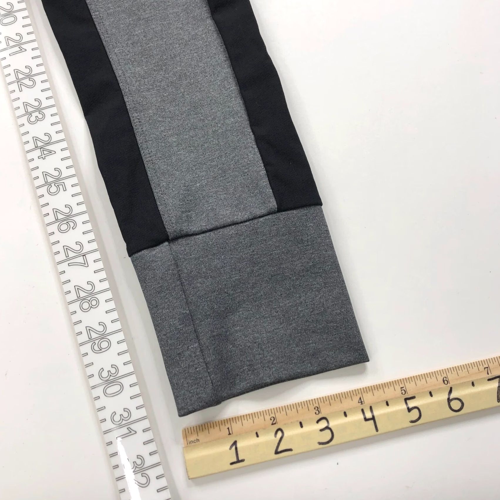 Athleta Athleta Essex Hybrid Tight ST TALL Gray MINT 353670 Sports Athleisure Pants 27W 31L Girls Womens Boys Mens Size 27" / US 4 / IT 40 - 5 Thumbnail