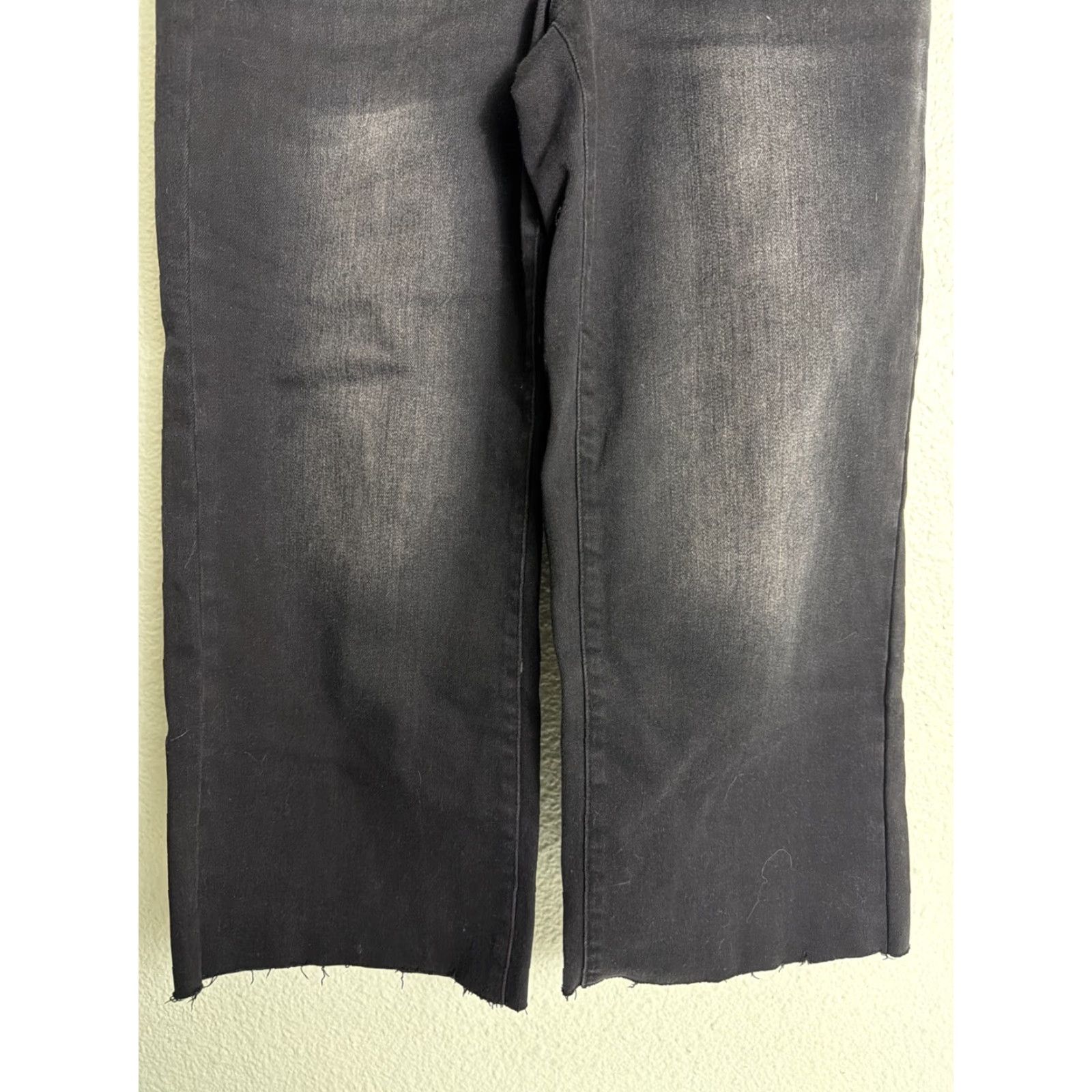 Vintage Judy Blue Women's Black Crop Wide Button Fly Jeans 28x30 7/28 Raw Hem Size 28 Regular Size 28" / US 6 / IT 42 - 3 Thumbnail