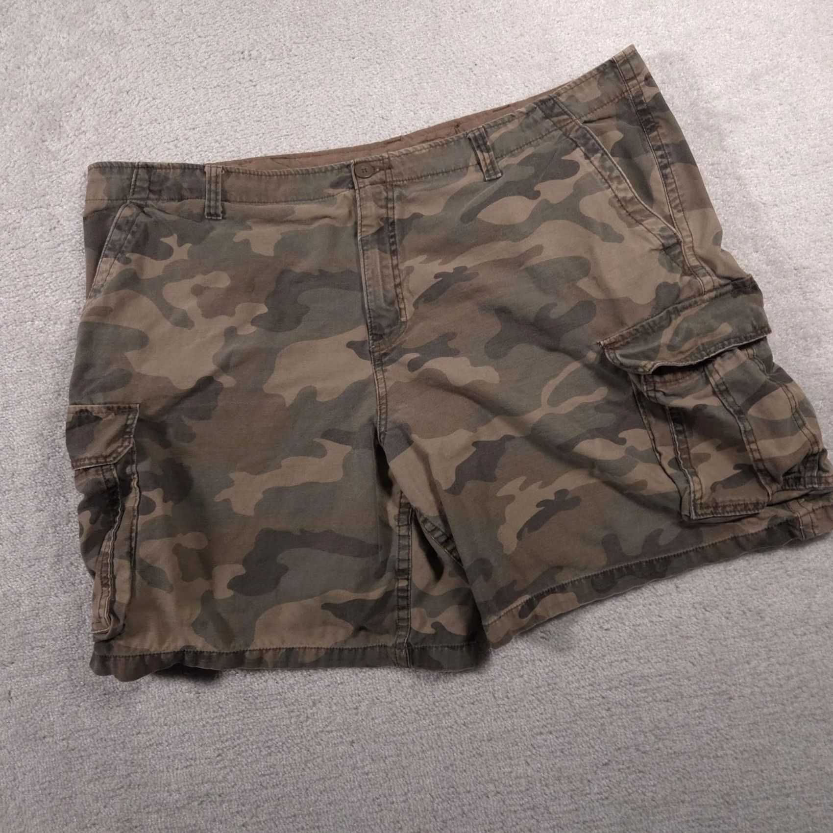 Faded Glory Faded Glory Shorts Mens 46 Cargo Cotton Camouflage Pockets Zip Fly Relaxed Fit Casual Urban Army Green 90s Mens Size US 30 / EU 46 - 3 Thumbnail
