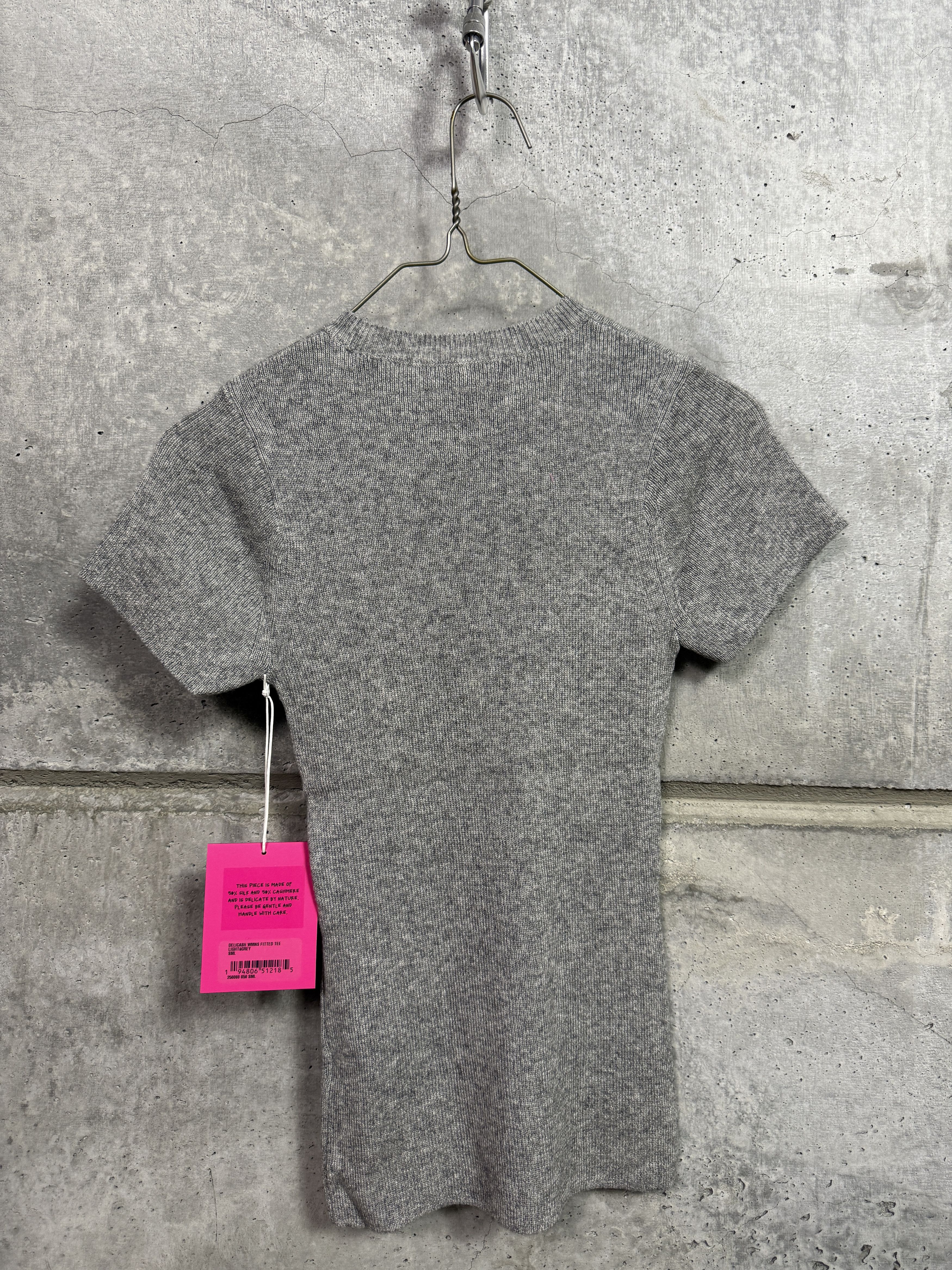 The Elder Statesman $495 The Elder Statesman Delicash Light Grey Fitted Tee Size S / US 4 / IT 40 - 7 Thumbnail