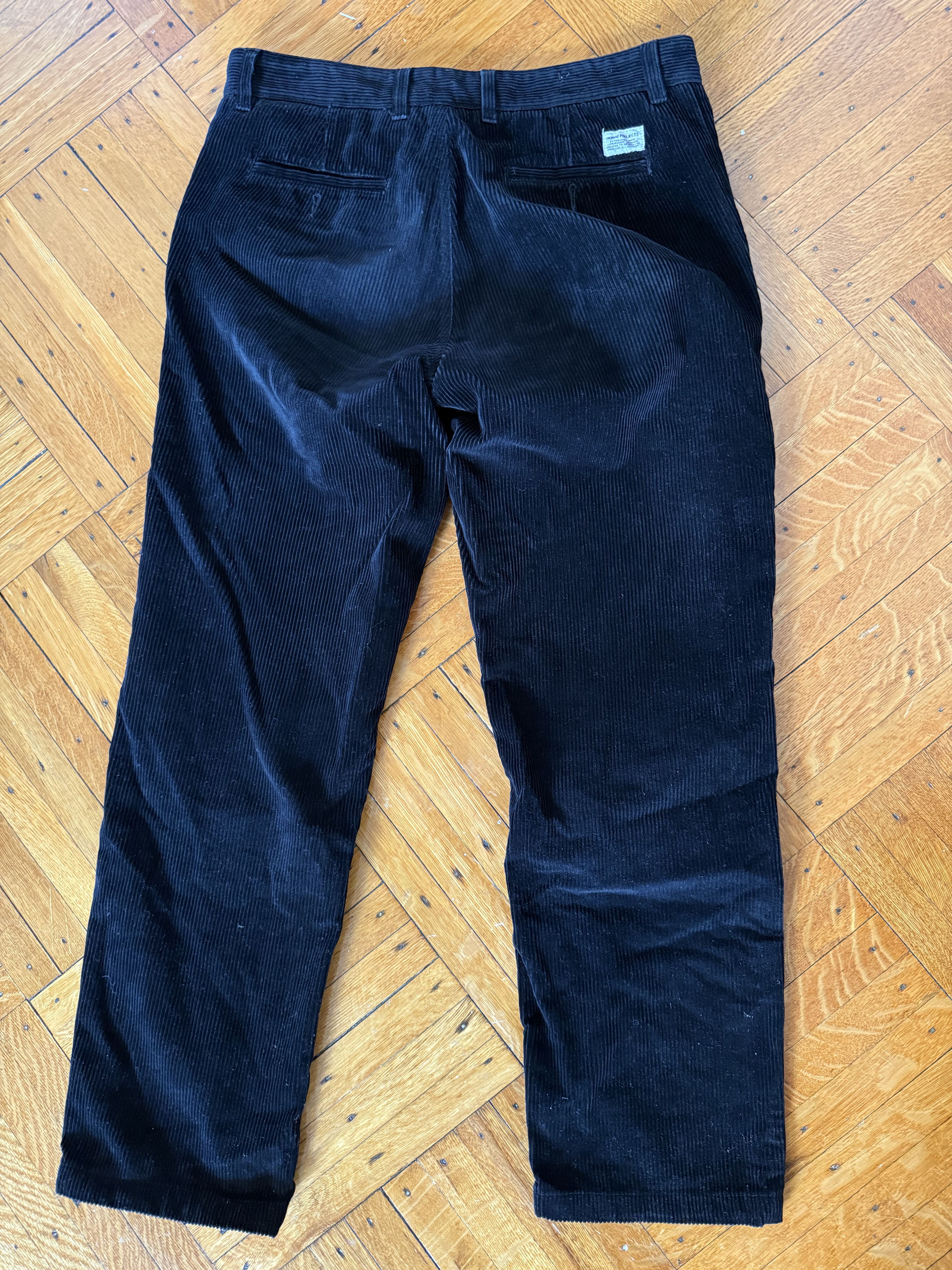 Norse Projects Norse Projects Aros Corduroy Pants in Black Size US 32 / EU 48 - 2 Thumbnail
