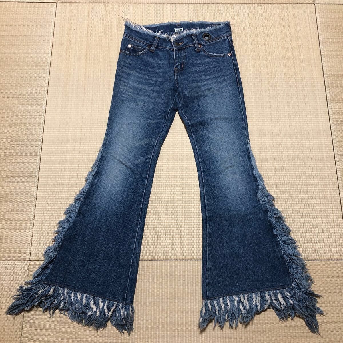 Le Grande Bleu (L.G.B.) LGB Black Crow Fringe Flare Jeans Size 25" / US 0 / IT 36 - 1 Thumbnail