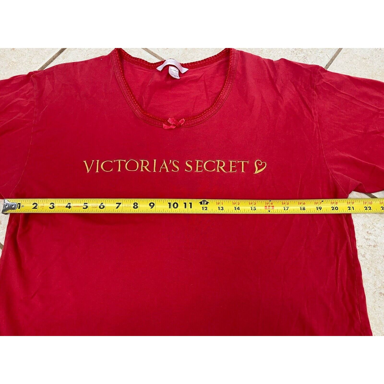 Victoria's Secret VTG Victoria's Secret T-shirt Red Gold Logo Embroidered Tee Size M / US 6-8 / IT 42-44 - 7 Thumbnail