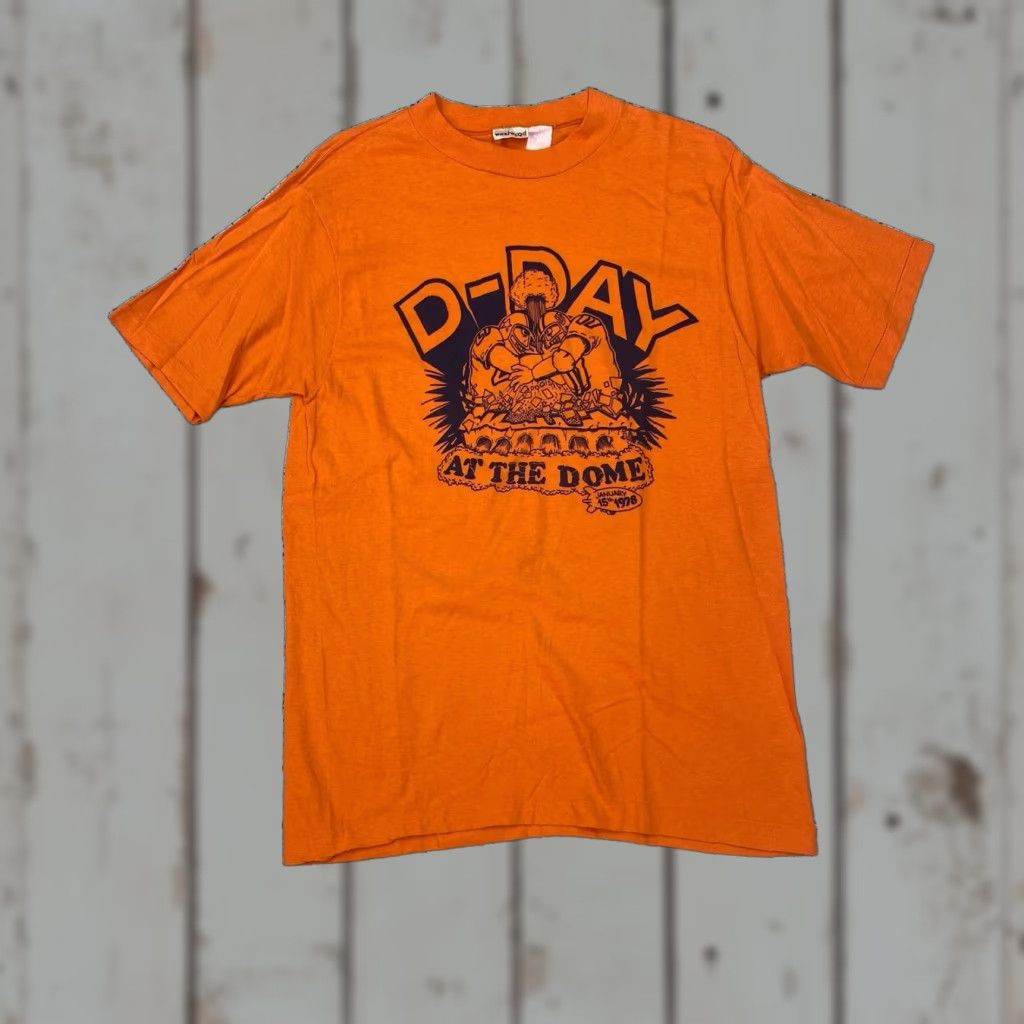 Vintage VINTAGE Westwood T Shirt Graphic 1978 D-Day At the Dome Sports graphic Sz Large Orange Mens Shirt 70s 80s California Funny Sports Size US L / EU 52-54 / 3 - 1 Thumbnail