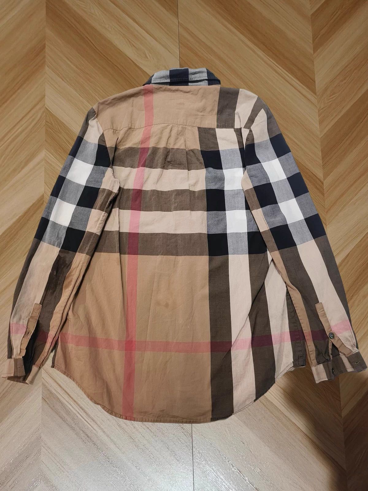 Burberry Burberry Nova Check Shirt XS - 98% New, Flawless Size XS / US 0-2 / IT 36-38 - 2 Thumbnail