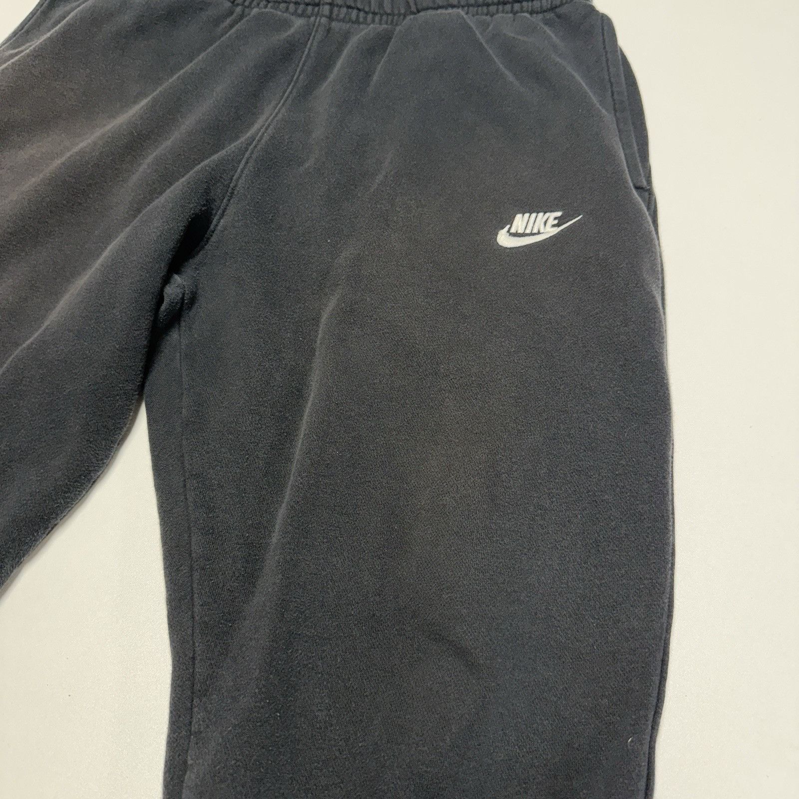 Nike Nike Sweatpants Mens Large Athletic Joggers Faded Black 31 Size US 31 - 5 Thumbnail
