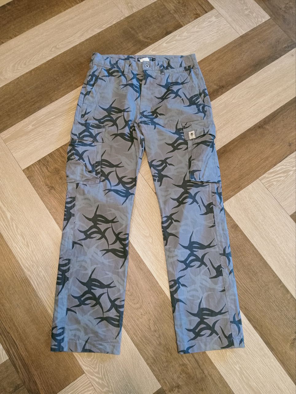 Japanese Brand VINTAGE SKULLSHIT JAPAN TRIBAL CAMO CARGO PANTS Size US 29 - 1 Thumbnail