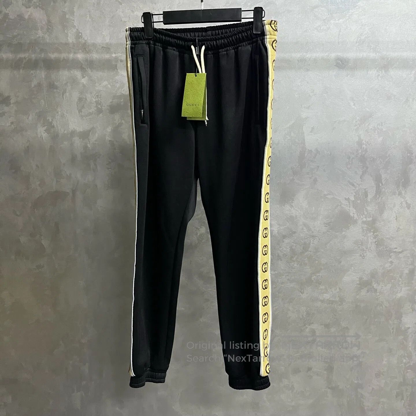 Gucci Guicci SIZE XS Logo-printed solid-color knitted sport pant Size US 26 / EU 42 - 1 Thumbnail