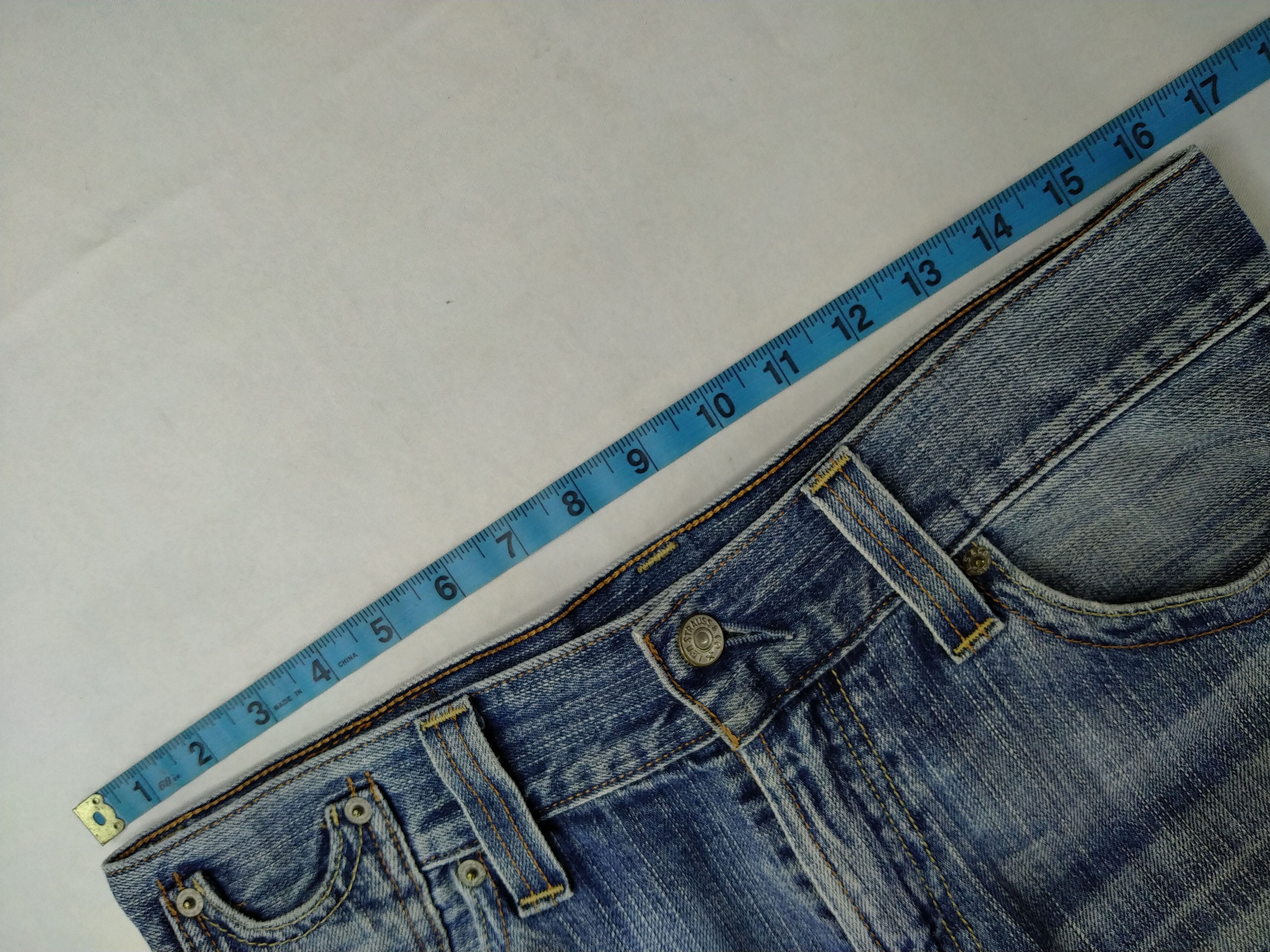Levi's Distressed Blue Vintage Levi's 523 Jeans 33x28 Denim -JG011 Size US 33 - 5 Thumbnail