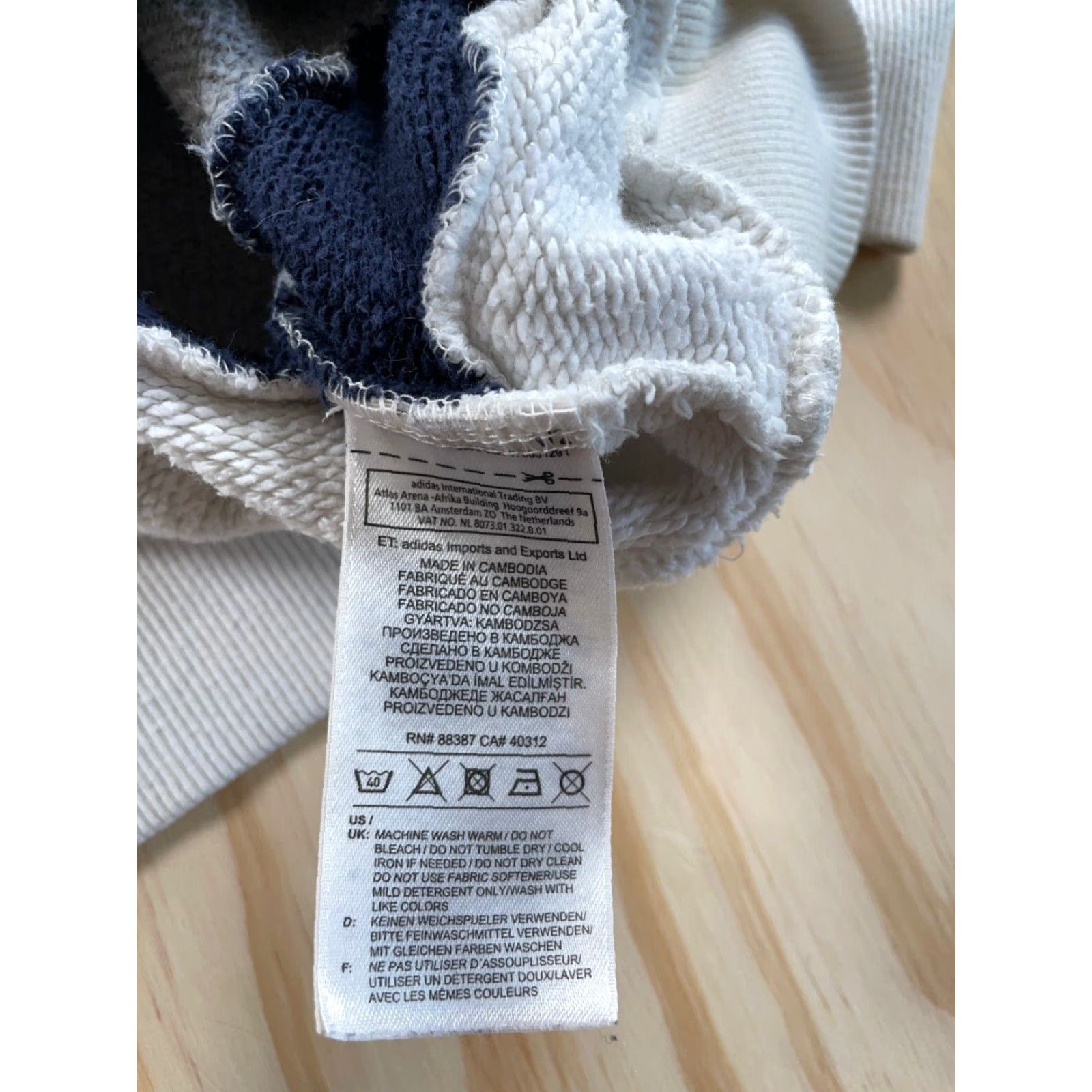 Adidas adidas Hoodie Women S White Striped Embroidered Trefoil Logo Pullover Hip Hop Womens Size S / US 4 / IT 40 - 4 Thumbnail