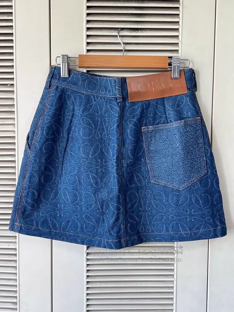 Loewe Loewe Women's Skirt Size 42" / US 20 - 2 Thumbnail