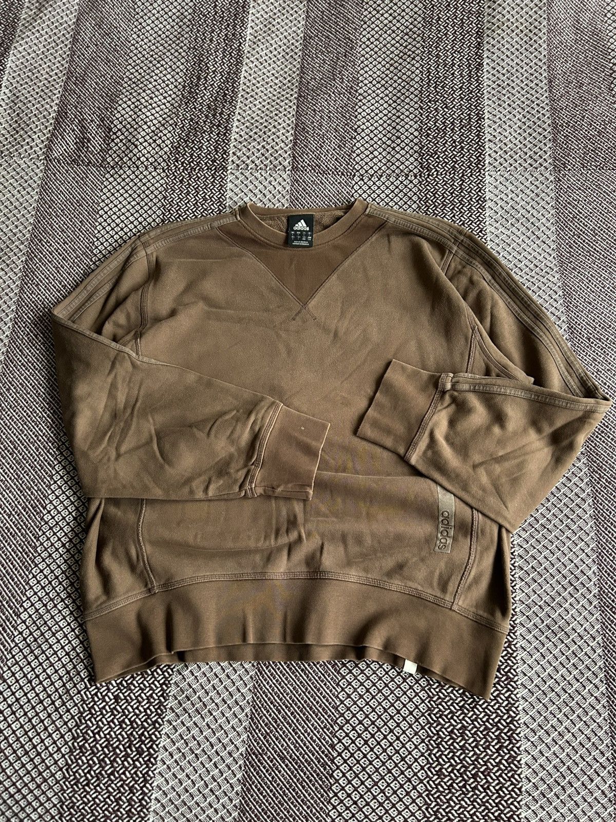 Adidas Vintage Adidas Brown Sweatshirt 00s Baggy Streetwear Style L Size US L / EU 52-54 / 3 - 5 Thumbnail