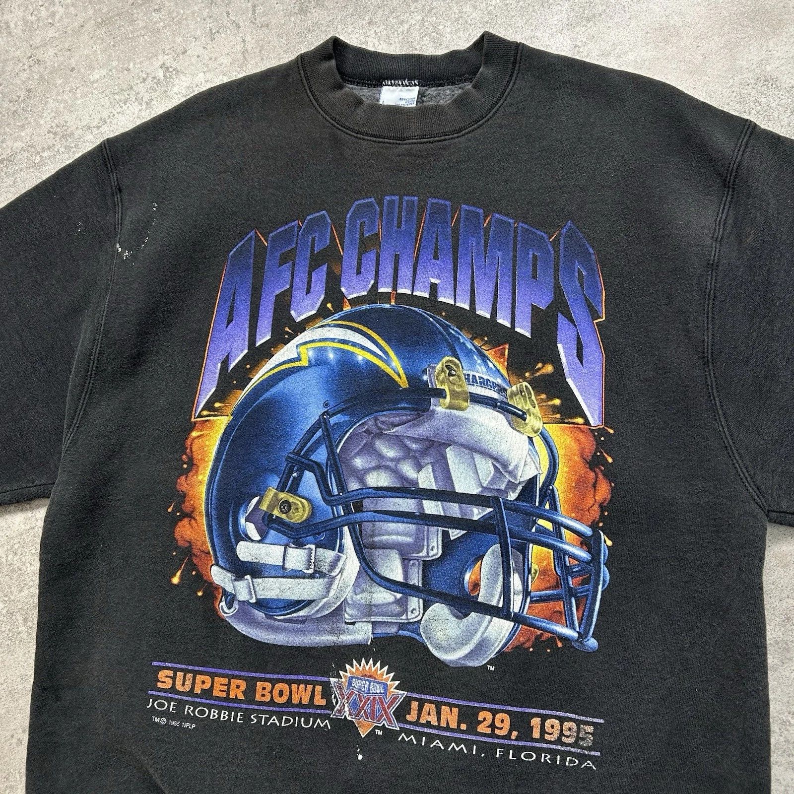 NFL × Vintage SAN DIEGO CHARGERS LA SALEM SPORTSWEAR SWEATSHIRT SIZE L Size US L / EU 52-54 / 3 - 2 Thumbnail