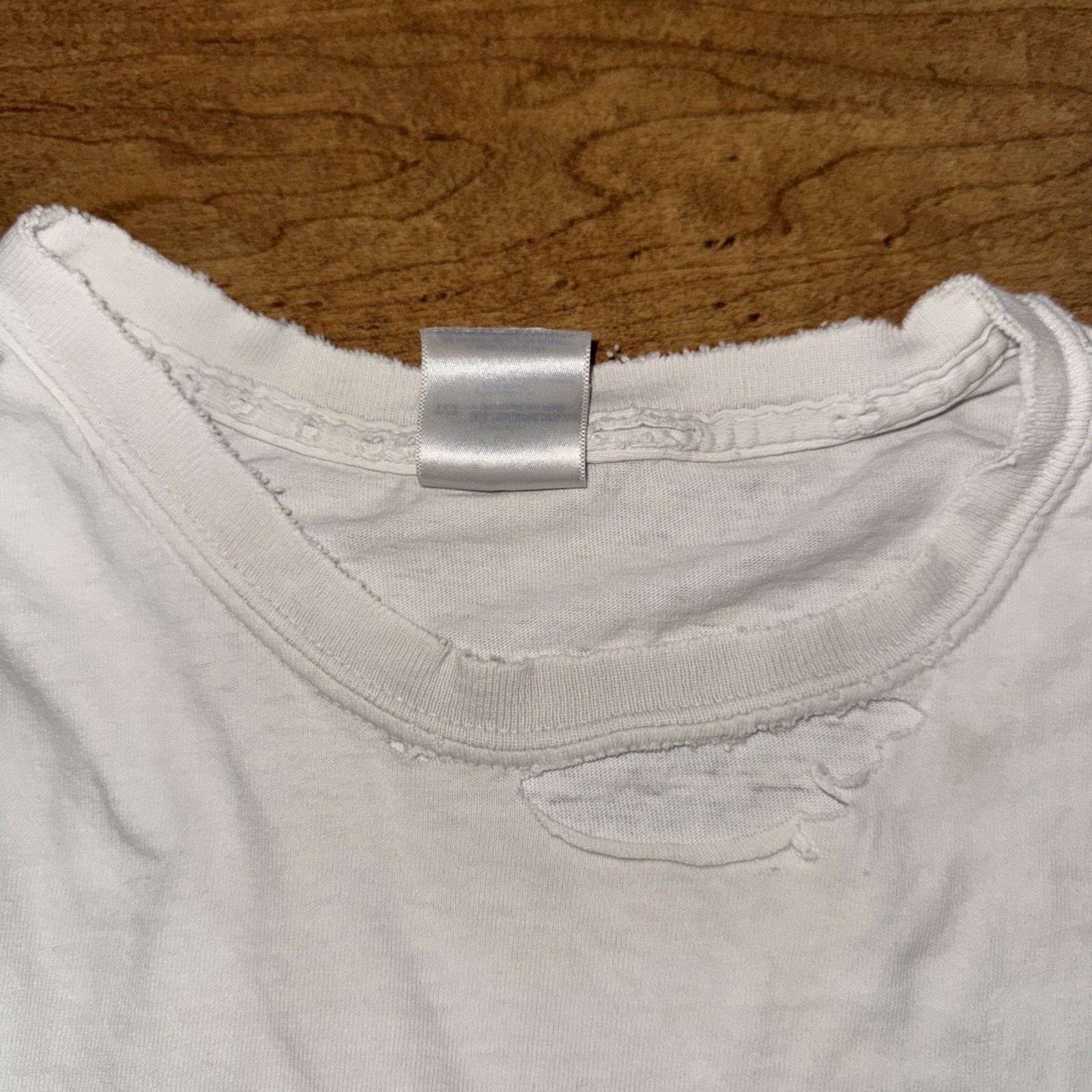 Vintage Vintage 2011 Car Show T-Shirt White XL Distressed 23x27 Size US XL / EU 56 / 4 - 6 Thumbnail