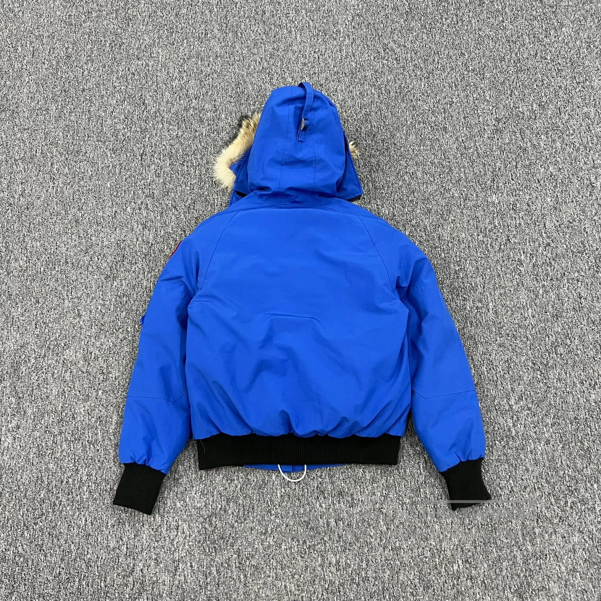 Canada Goose Canada Goose Charity Fund: Pilot Down Jacket| Size US M / EU 48-50 / 2 - 2 Thumbnail