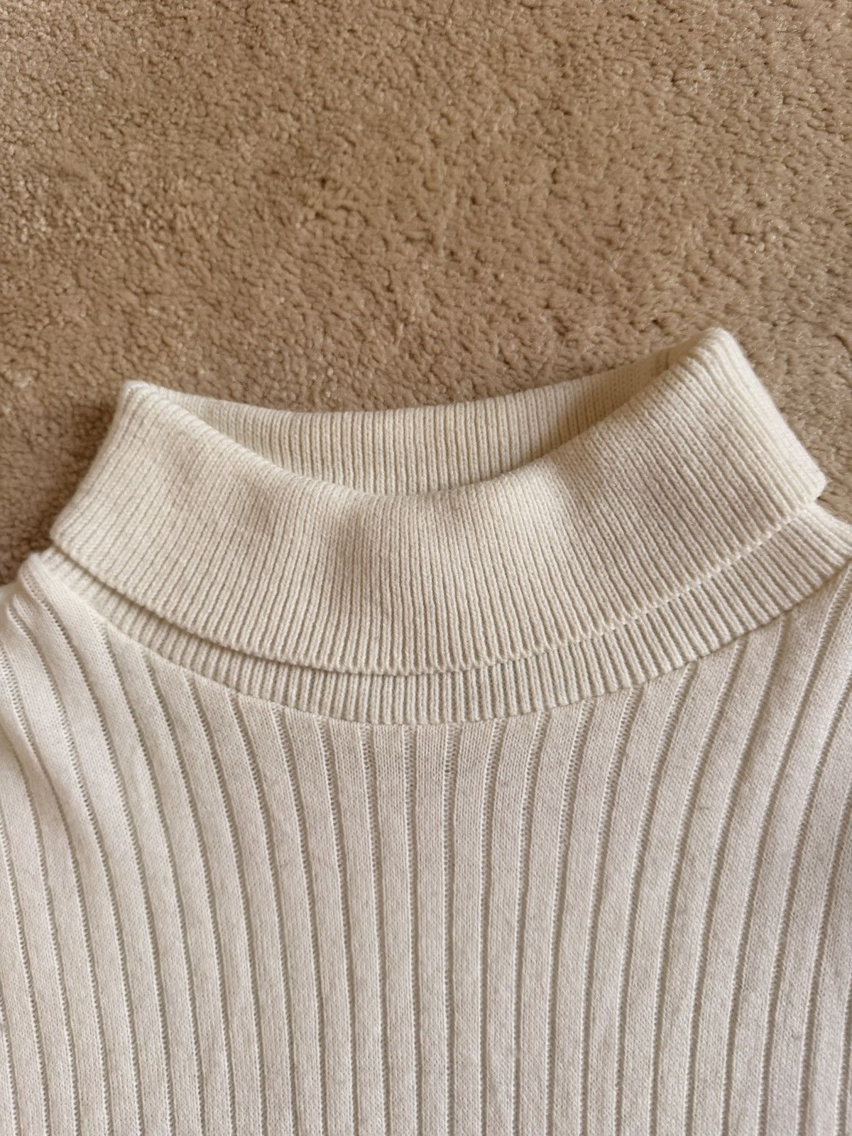 Other Mens large white boohooman turtleneck Size US L / EU 52-54 / 3 - 3 Thumbnail