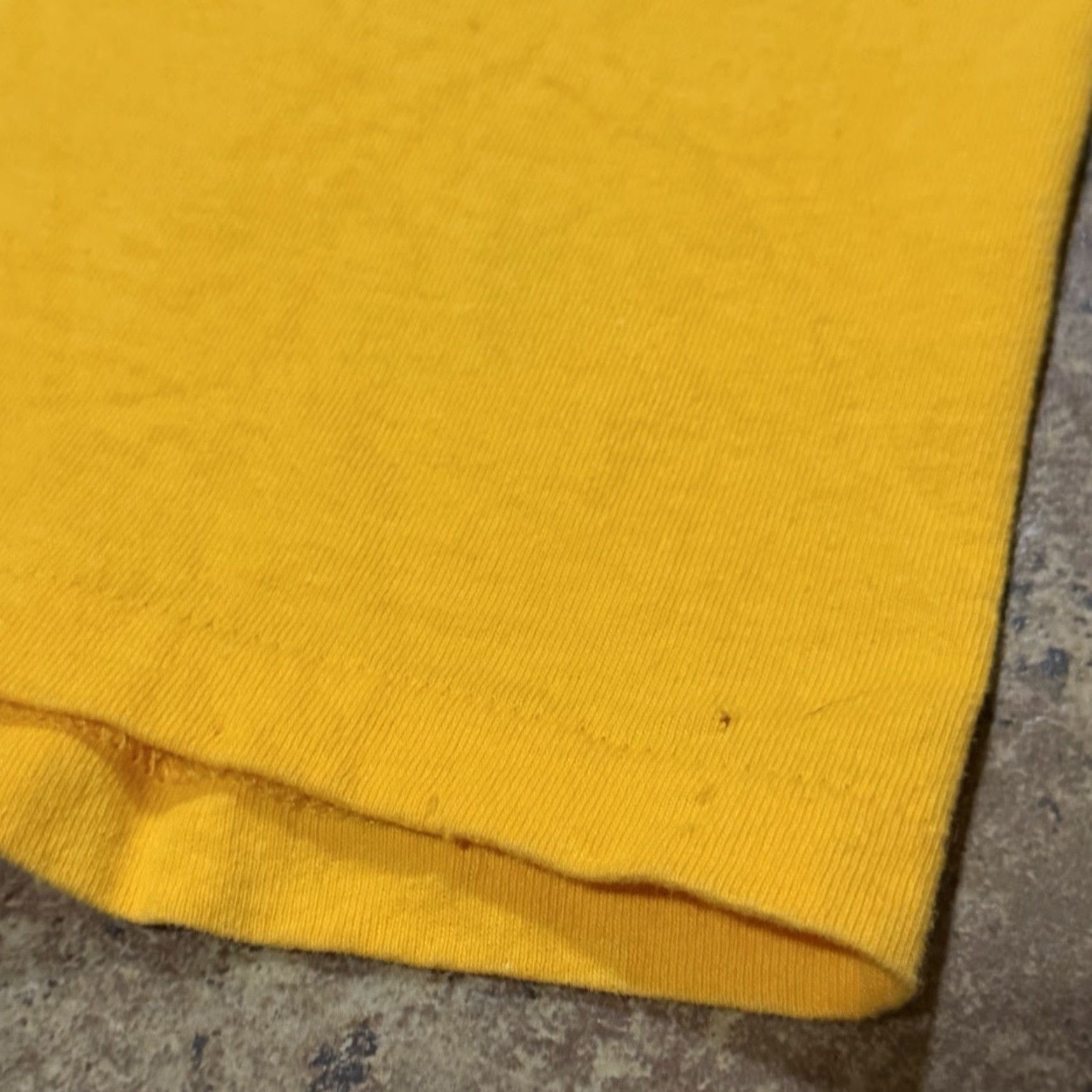 Vintage VINTAGE Intel Promo Shirt Mens XL 90s Yellow Networking Graphic Print T-Shirt Size US XL / EU 56 / 4 - 5 Thumbnail