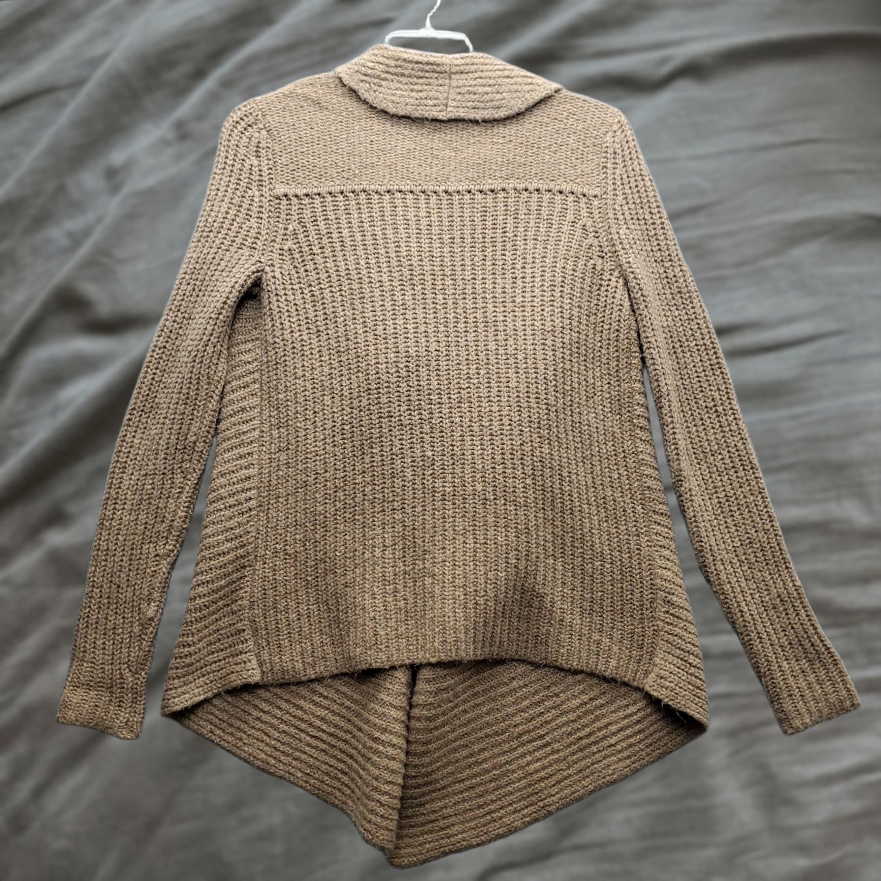 Abercrombie & Fitch Abercrombie & Fitch Cardigan Sweater Womens Small Brown Knit Open Draped Front - Size S - Brown Knit - Cardigan - Regular - Pullover - Wool? Size S / US 4 / IT 40 - 1 Thumbnail