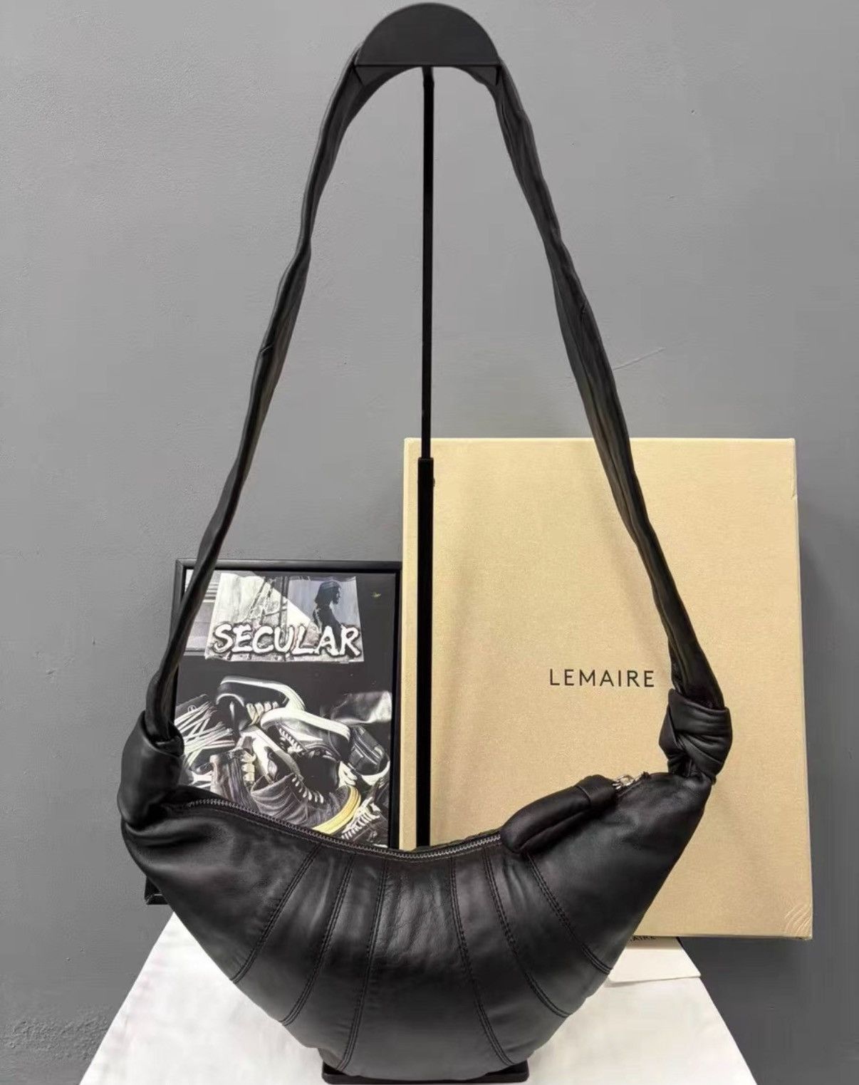 Lemaire Lemaire Sheepskin Croissant Bag KKKK6 Size ONE SIZE - 5 Thumbnail