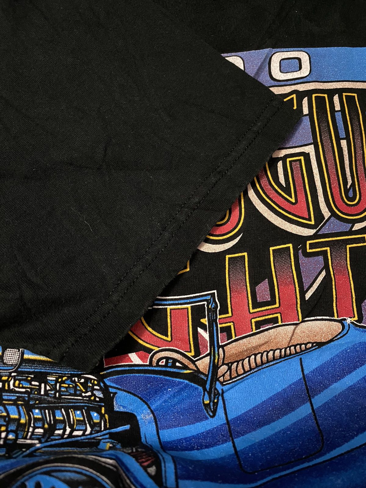 Fruit Of The Loom VINTAGE 2000s Car Tee Size US XL / EU 56 / 4 - 5 Thumbnail