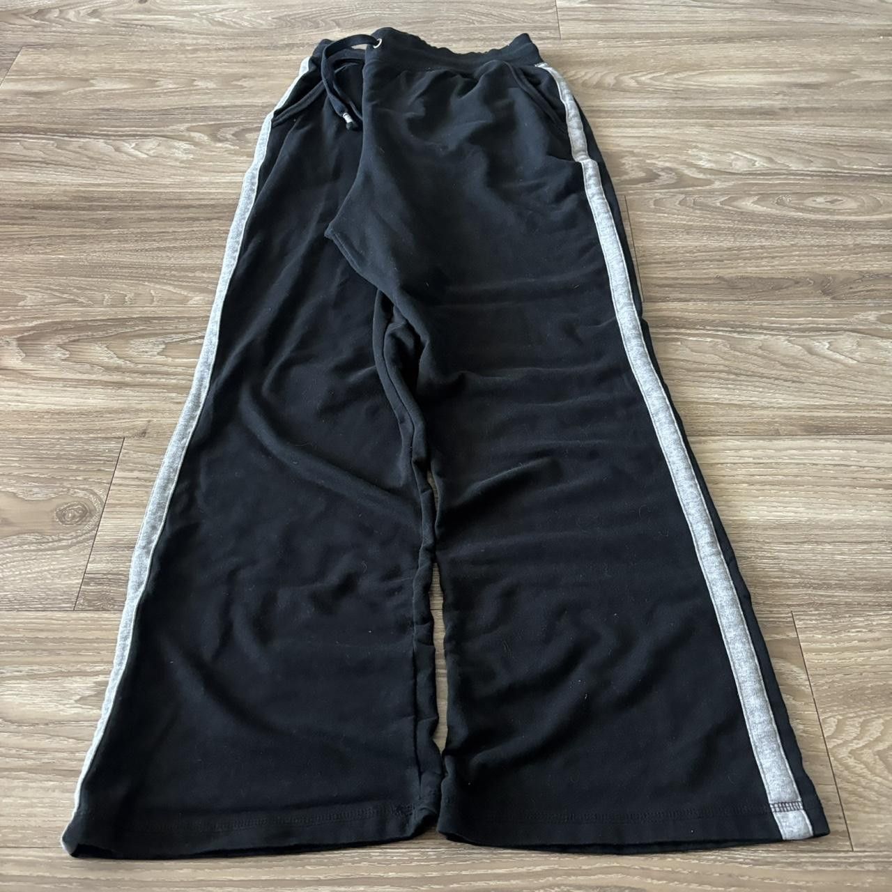 Vintage Crazy Vintage Y2K/2000s Baggy Black Grey Striped Sweatpants! Fits L Size US 36 / EU 52 - 2 Thumbnail