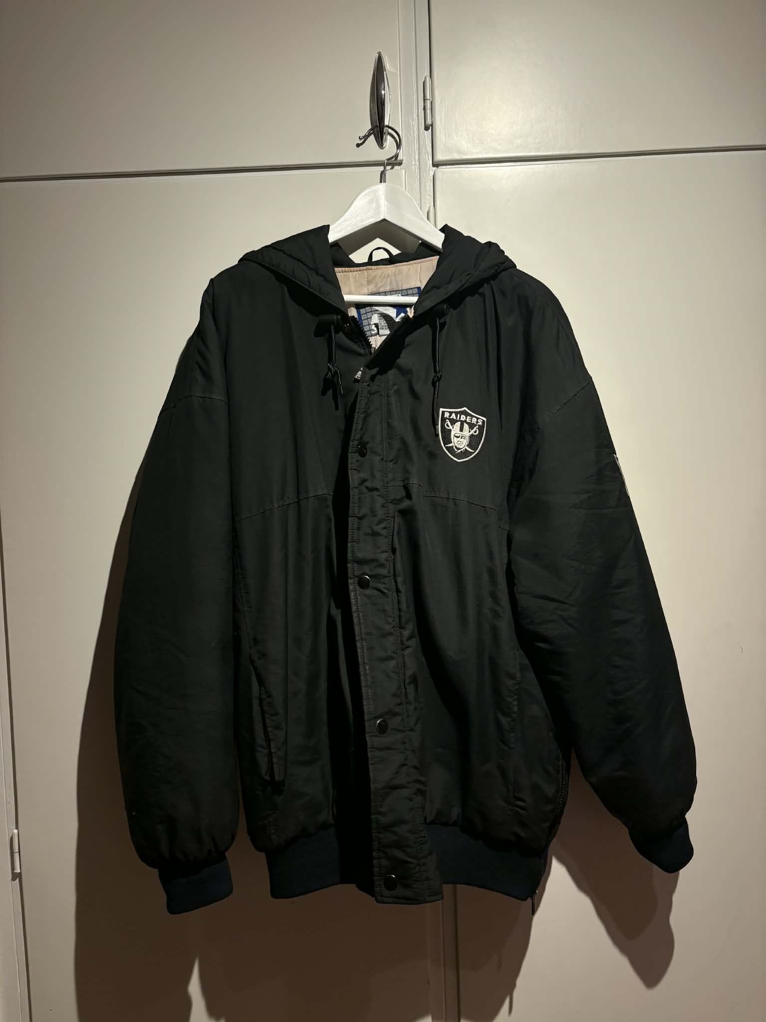 Starter Oakland Raiders Vintage Starter jacket Size US L / EU 52-54 / 3 - 9 Thumbnail