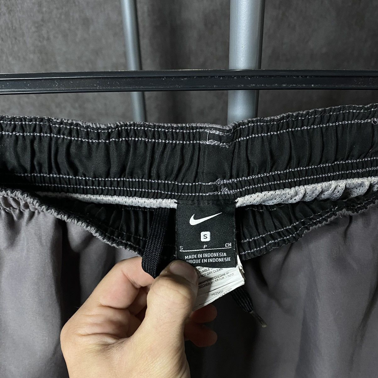 Nike × Vintage Y2k Nike drill nylon shorts small swoosh Size US 30 / EU 46 - 3 Thumbnail
