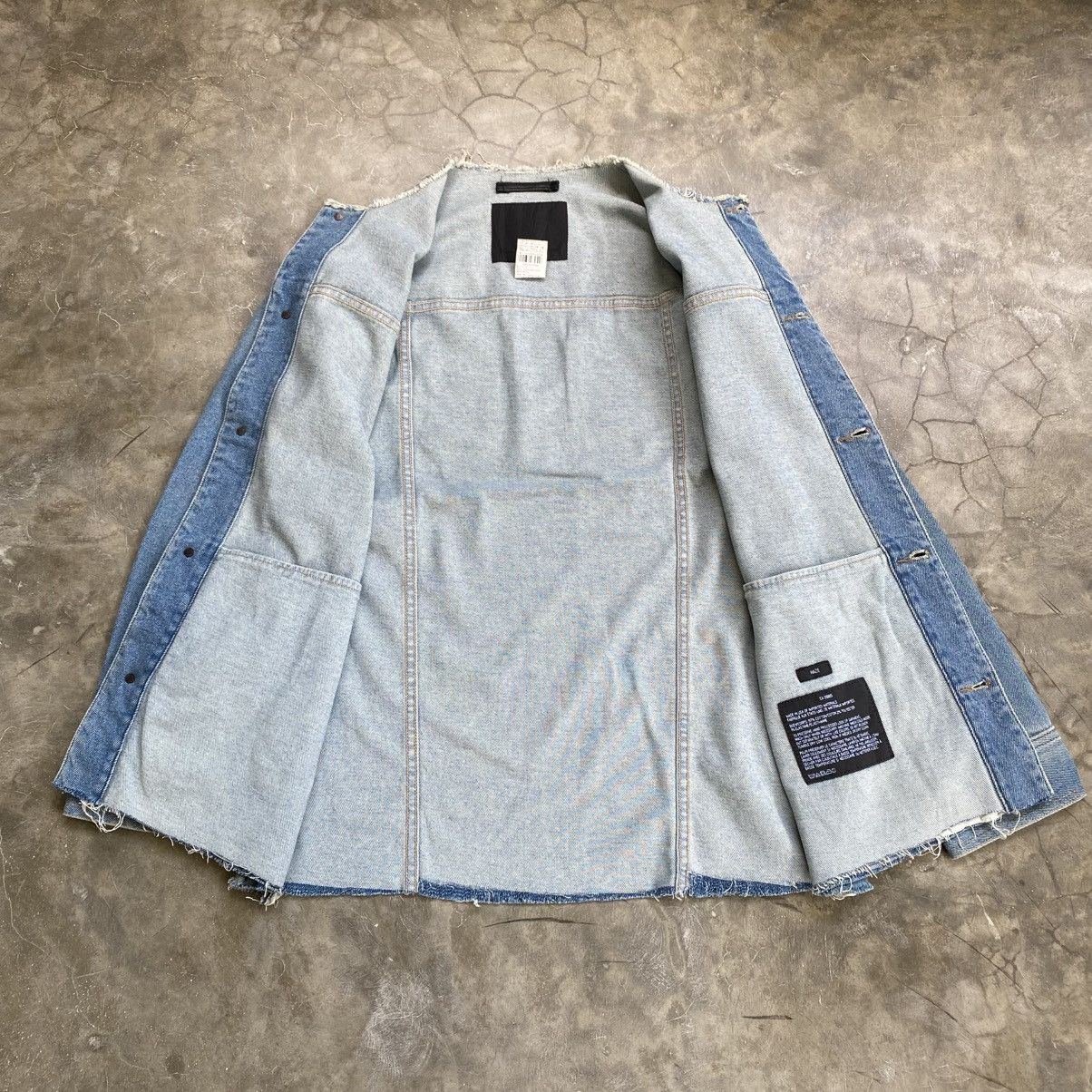 Alexander Wang 2000s Alexander Wang Riped Denim Jacket Size US L / EU 52-54 / 3 - 9 Thumbnail