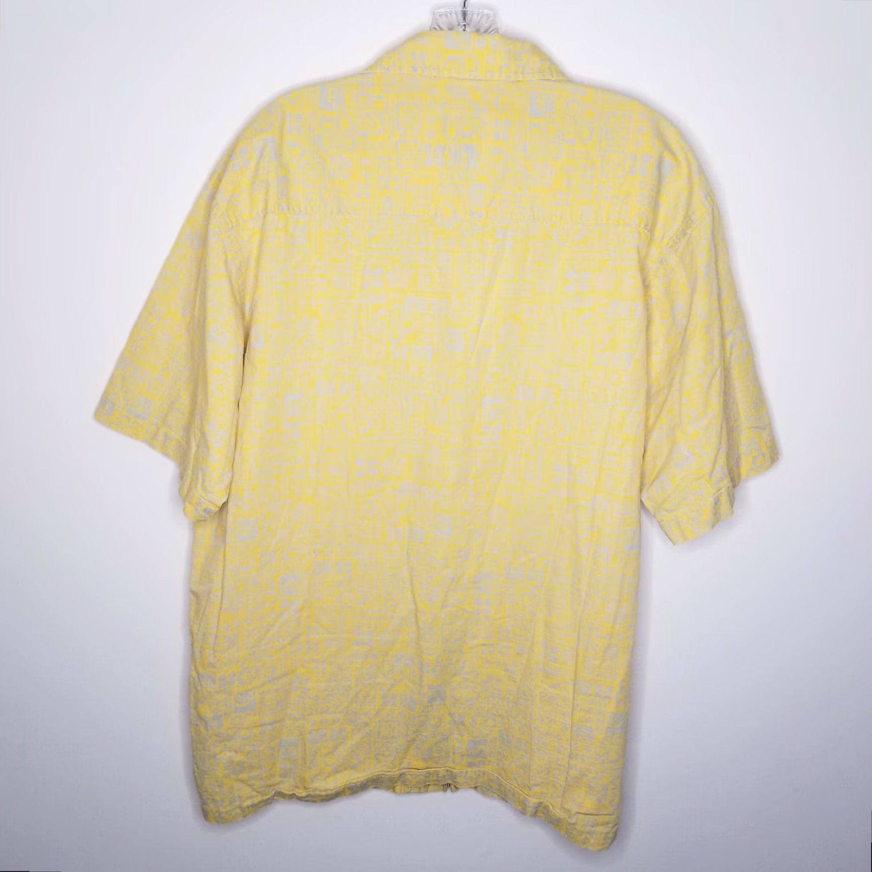 Aigle AIGLE Shirt Mens Yellow Floral Short Sleeve Button-Up XL Regular Size Floral Pattern Men’s XS? Wait. Size US 36 / EU 52 - 4 Thumbnail