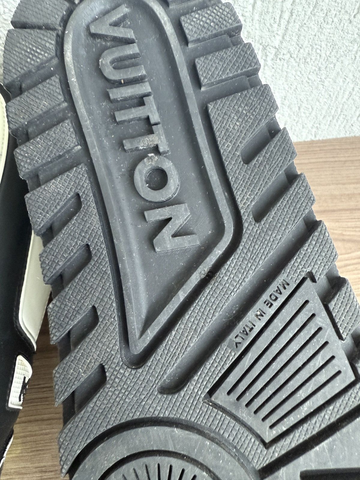 Louis Vuitton Lv maxi Trainers Size US 8 / EU 41 - 19 Thumbnail
