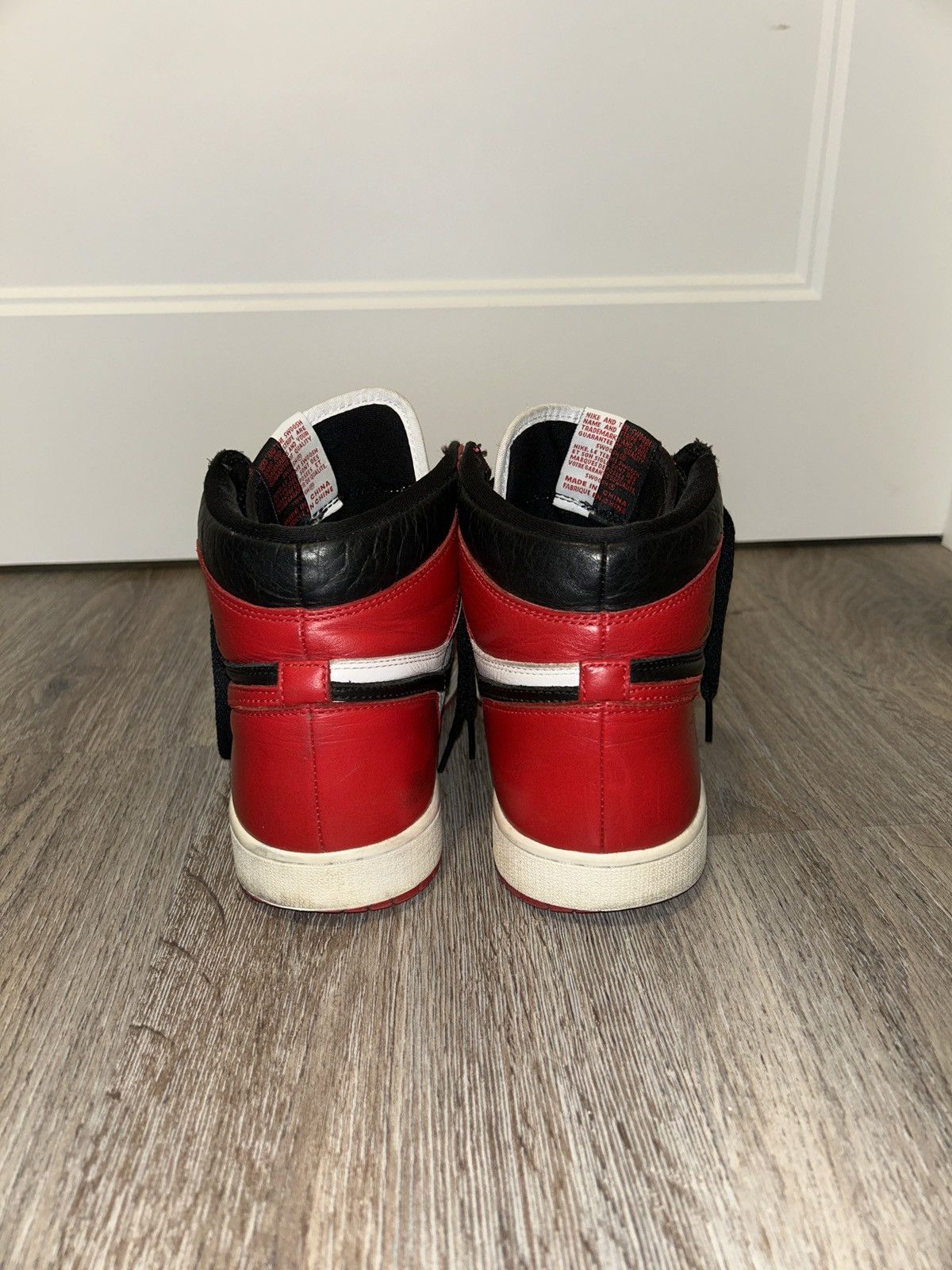 Jordan Brand × Nike Homage to home Jordan 1 Size US 11 / EU 44 - 4 Thumbnail