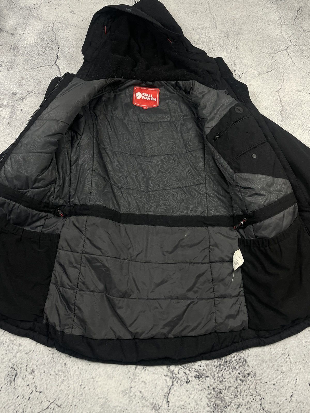 Fjallraven Fjällräven XS – Nuuk Parka Black, Insulated Winter Jacket Size US XS / EU 42 / 0 - 3 Thumbnail